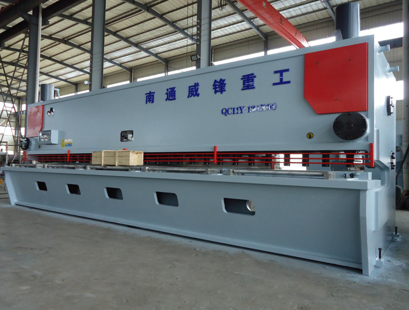 QC11Y-12X6300閘式剪板機
